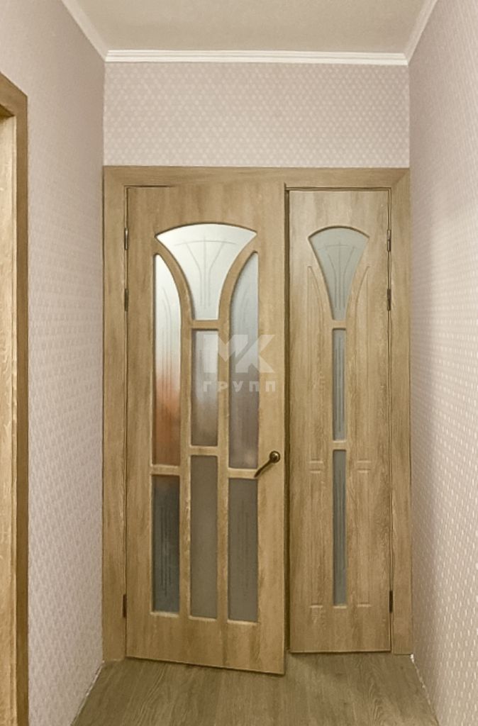 Dream Doors Лотос 4. Dream Doors Лотос 4, цвет Дуб шале натуральный. Стекло матовое с рисунком.